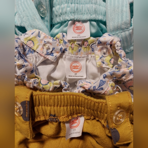 ⭐️3/$30- 2T jumpers, group of 3 - Picture 3 of 15